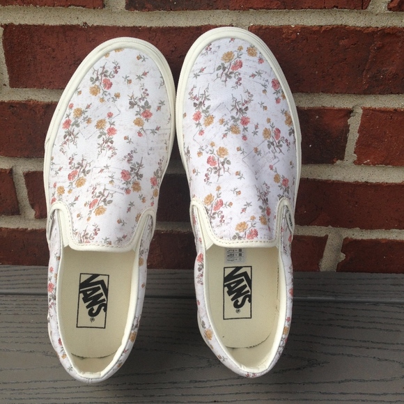 Vans Shoes - Vans Vintage Slip-On Floral & Marshmallow Sneakers